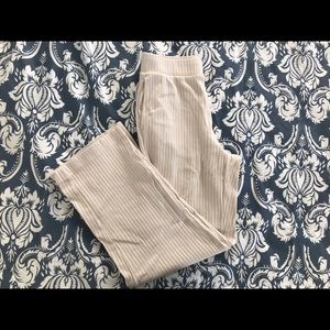 Uniqlo | Ribbed White Pants